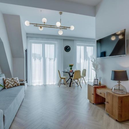 Apartament W Sercu Wroclawia, Garaz, 5Min Do Rynku Esterno foto